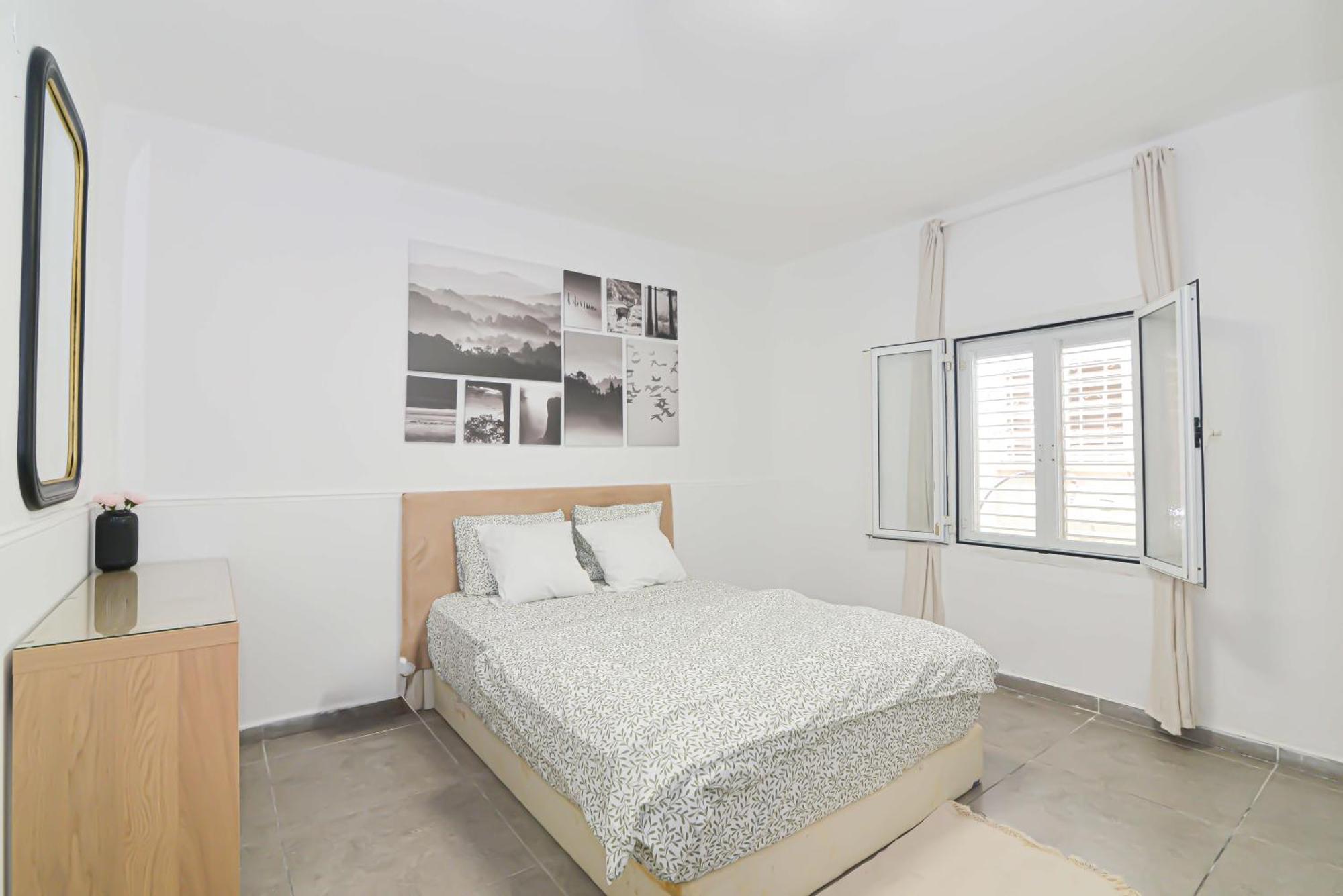 הדירה בלבן Apartment Хадера Екстериор снимка